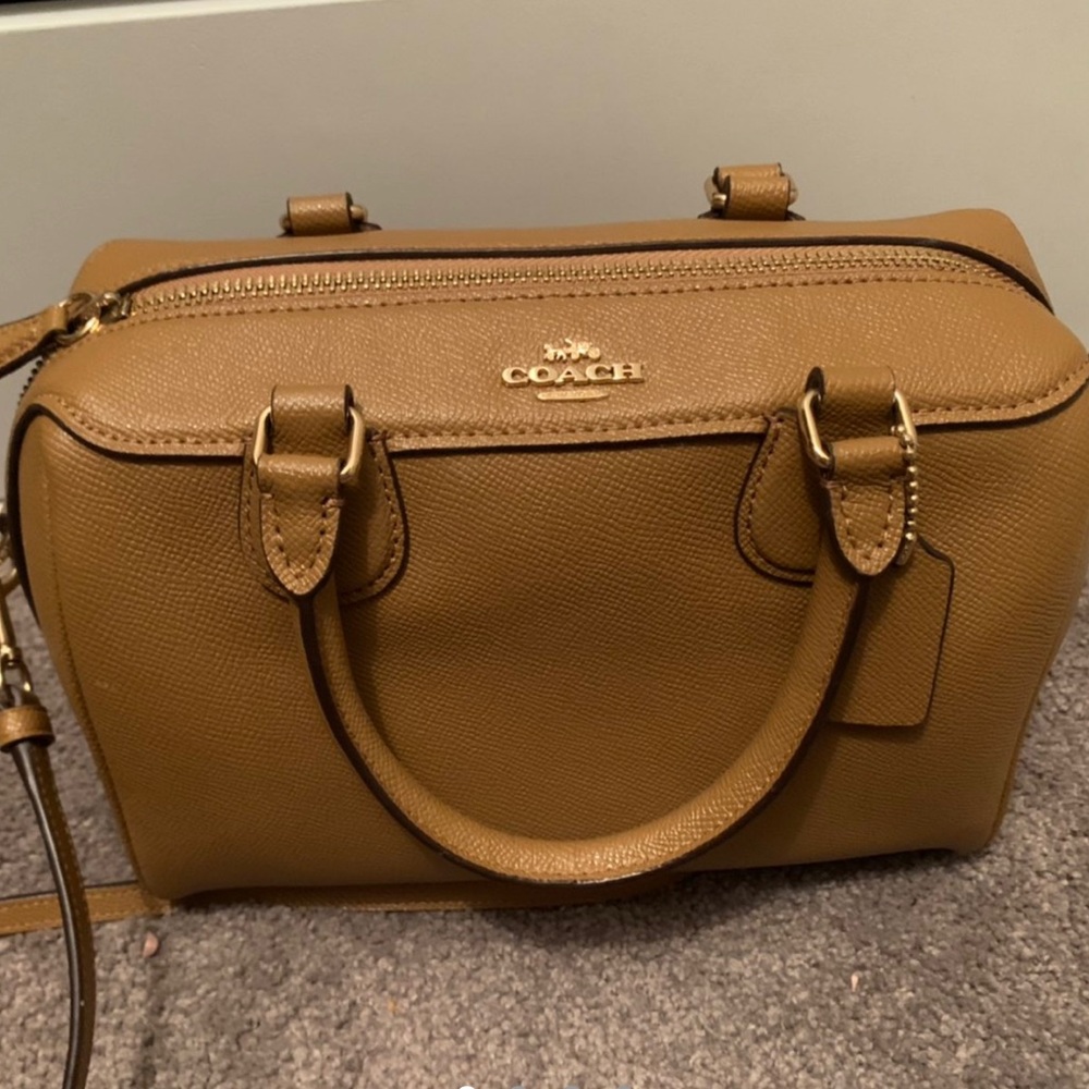 Authentic coach bag ✨ - Picture 1 of 4